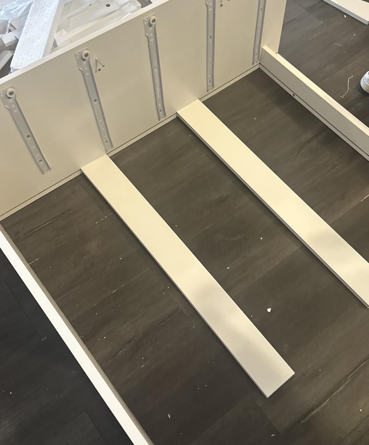 Wodeer Grey Dresser Tall 5 Drawer Dresser for Bedroom, Wood Chest of Drawers with LED Lights, Charging Station, Metal Handles, Modern Storage Cabinet and Organizer Drawers for Living Room, Hallway customer photo 2