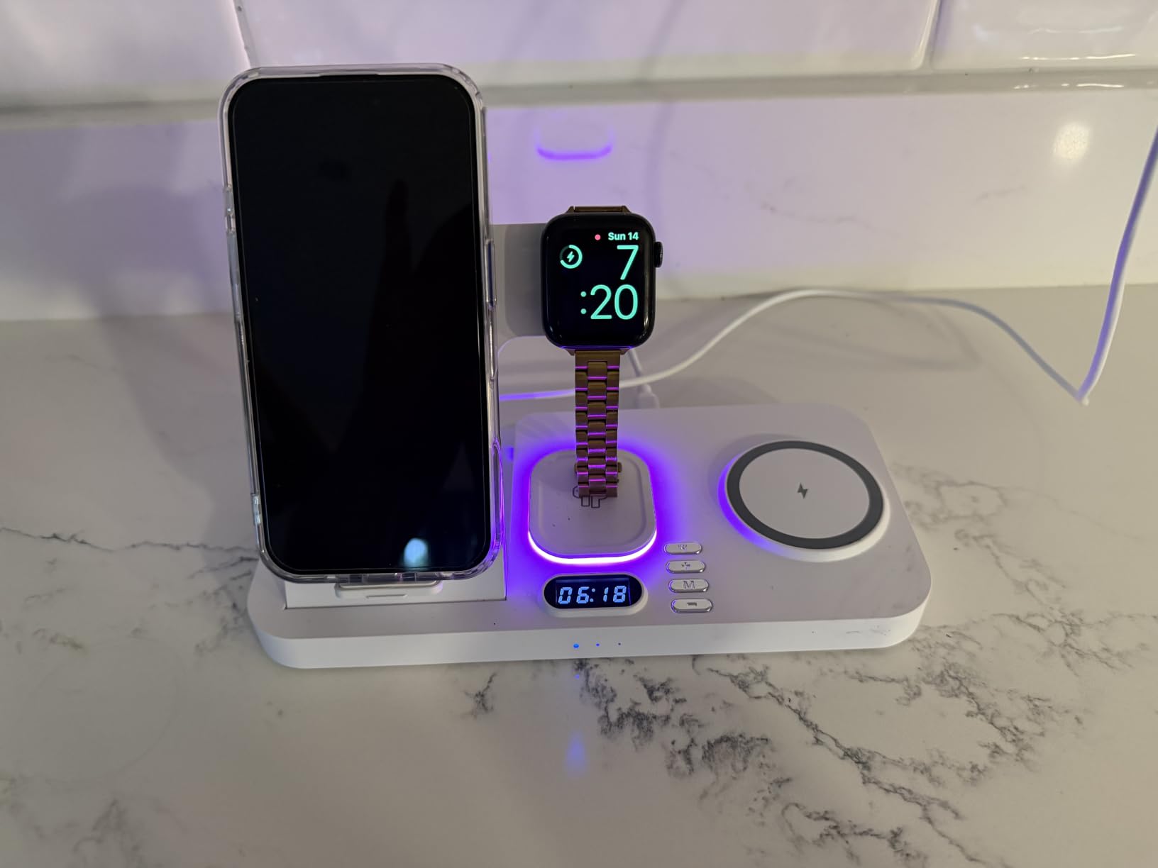 Dual Phone Foldable Wireless Charging Station for Apple Devices customer photo 1
