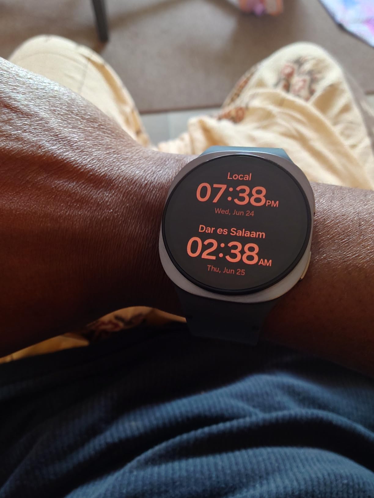 Samsung Galaxy Watch 8 (2025), Graphite, 40mm, Bluetooth Smartwatch | Cushion Design, Fitness Tracker, Sleep Coaching, Running Coach, Energy Score, Heart Rate Tracking customer photo 2