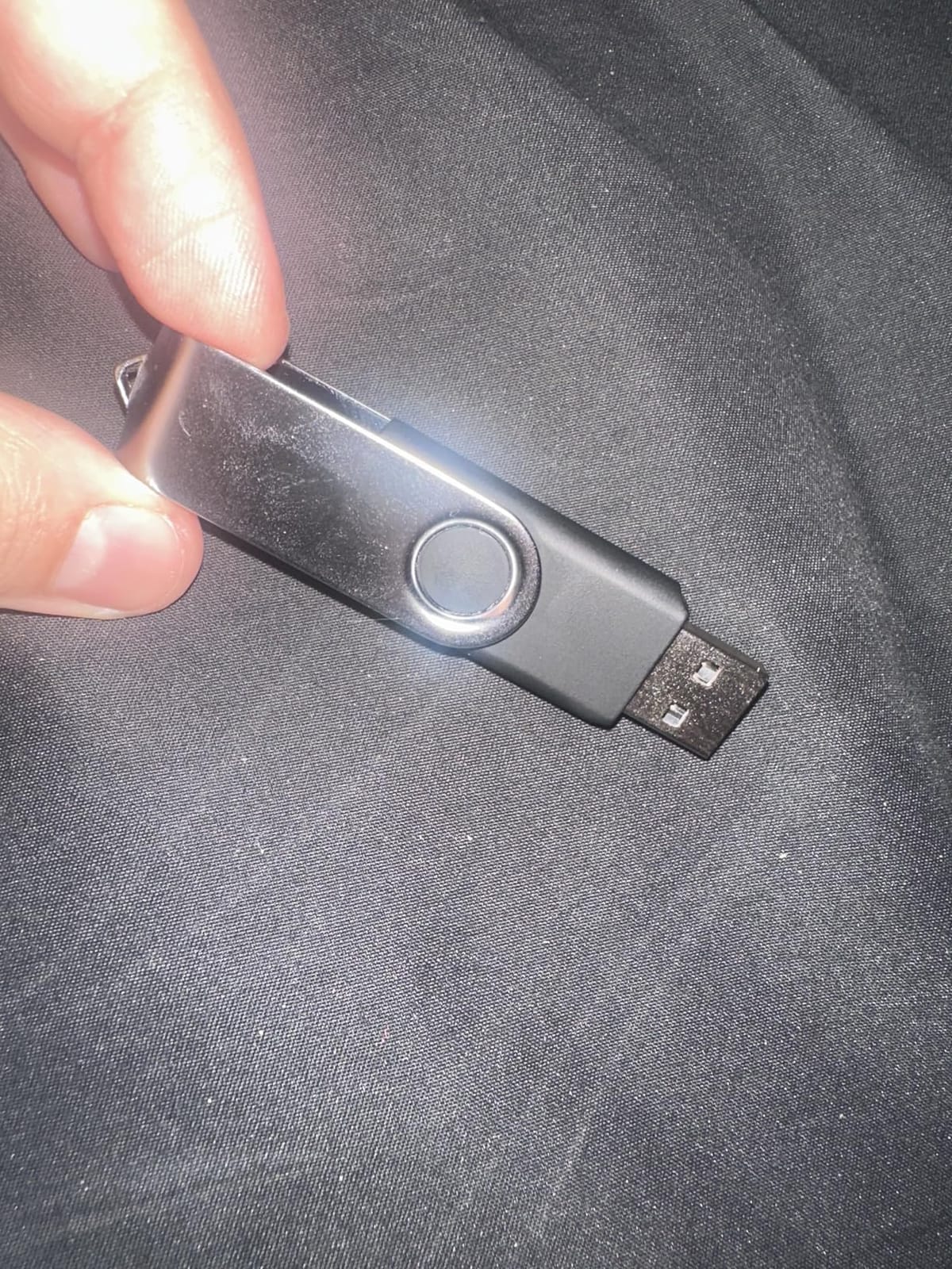 Swivel Design 16GB USB Flash Drive with Keychain, USB 2.0 Portable Thumb Drive Memory Stick, FAT32 Format Flashdrive for Data Storage, Photos, Music, Files (Black, 16 GB) customer photo 2