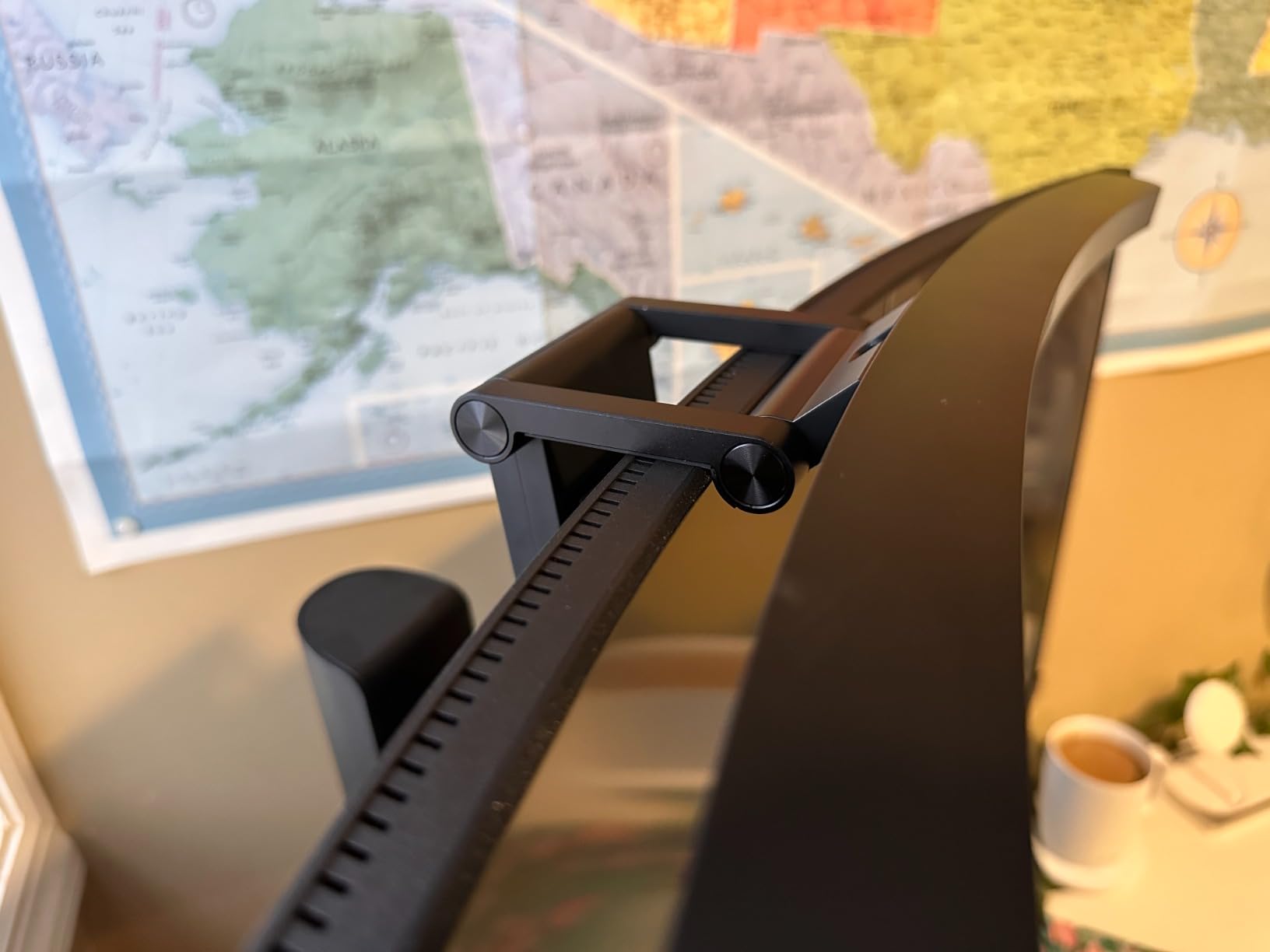 ONWAY Curved Monitor Light Bar with RGB Backlight, Wireless Remote Touch Control, No Glare Lamp with Camera Base for Gaming/Office Computer Setup customer photo 1