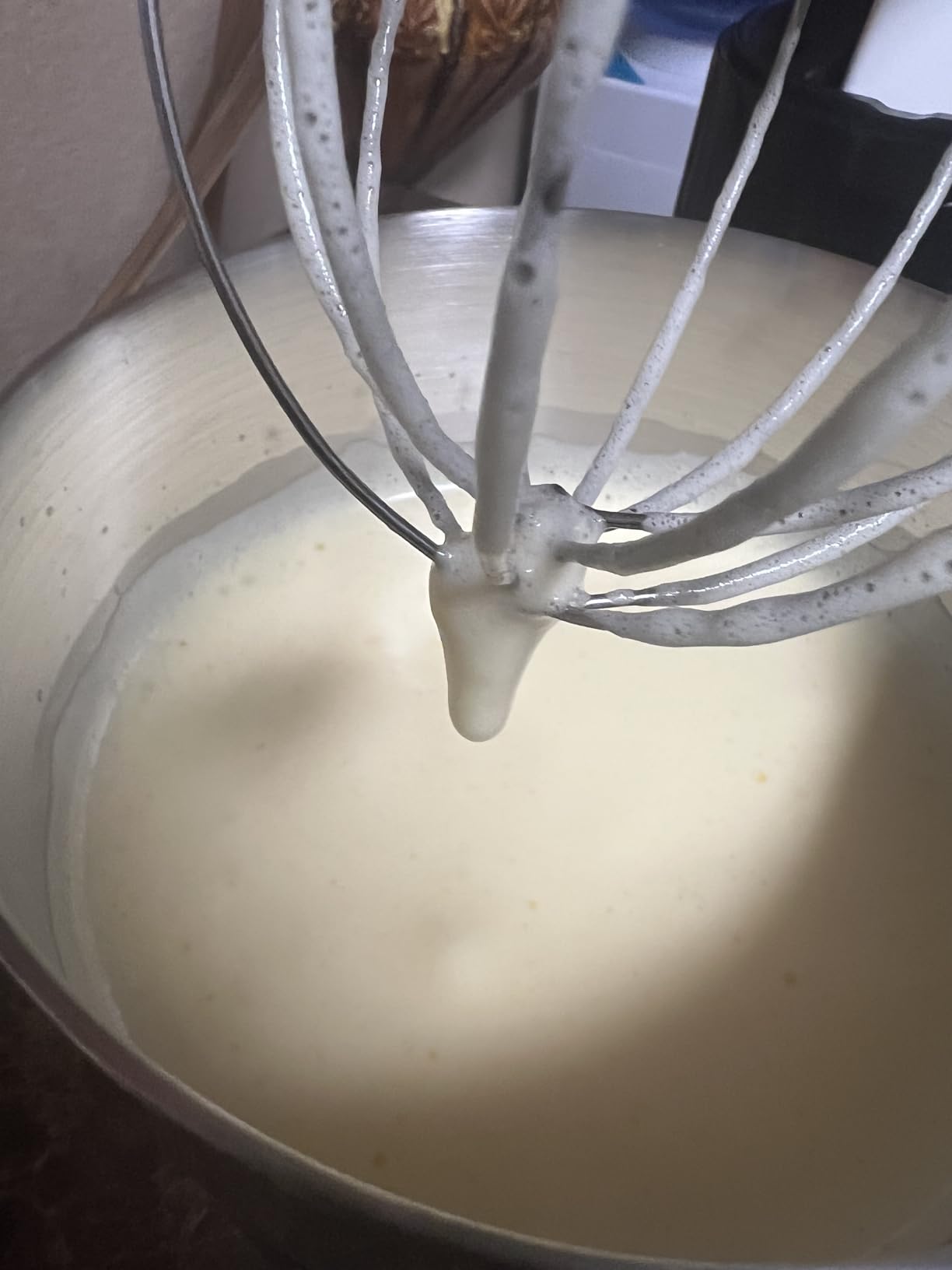 Stand Mixer, Compact & Space-Saving, Stainless Steel Bowl, Unique & Playful Design, Effcient 300W Motor, Dishwasher-Safe Attachments, SM-2549A (Black) customer photo 2