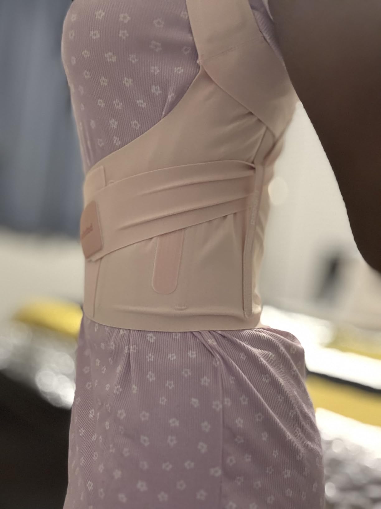 babaka Posture Corrector for Women, Invisible Lightweight Adjustable Back Brace for Upper and Lower Back Pain Relief customer photo 2
