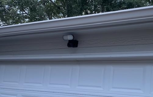 Solar Floodlight Camera Wireless Outdoor Home Security customer photo 2
