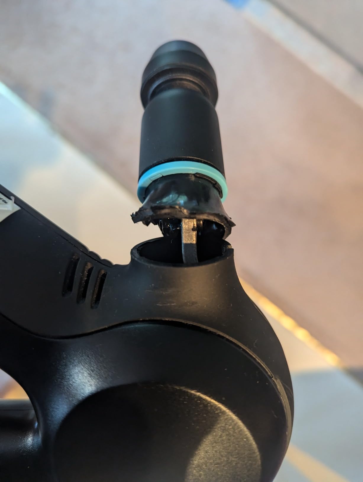 TheraGun Therabody Prime 6th Gen Deep Tissue Massage Gun | Black | Powerful Percussive Massage With 5 Speeds & A Rugged, Durable Design to Relieve Muscle Pain & Speed Up Recovery customer photo 2