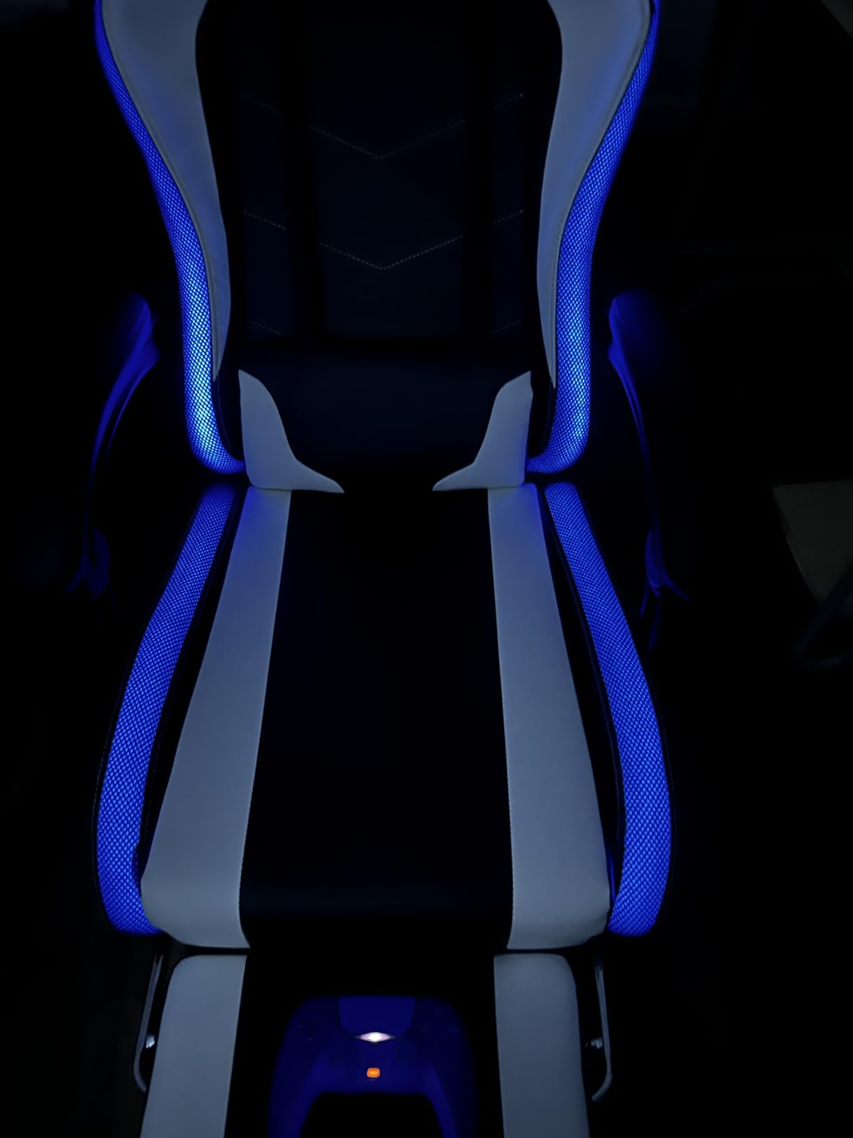 Homall Gaming Chair, Video Game Chair with Footrest and Massage Lumbar Support, Ergonomic Computer Chair Height Adjustable with Swivel Seat and Headrest (RGB Lvory) customer photo 1