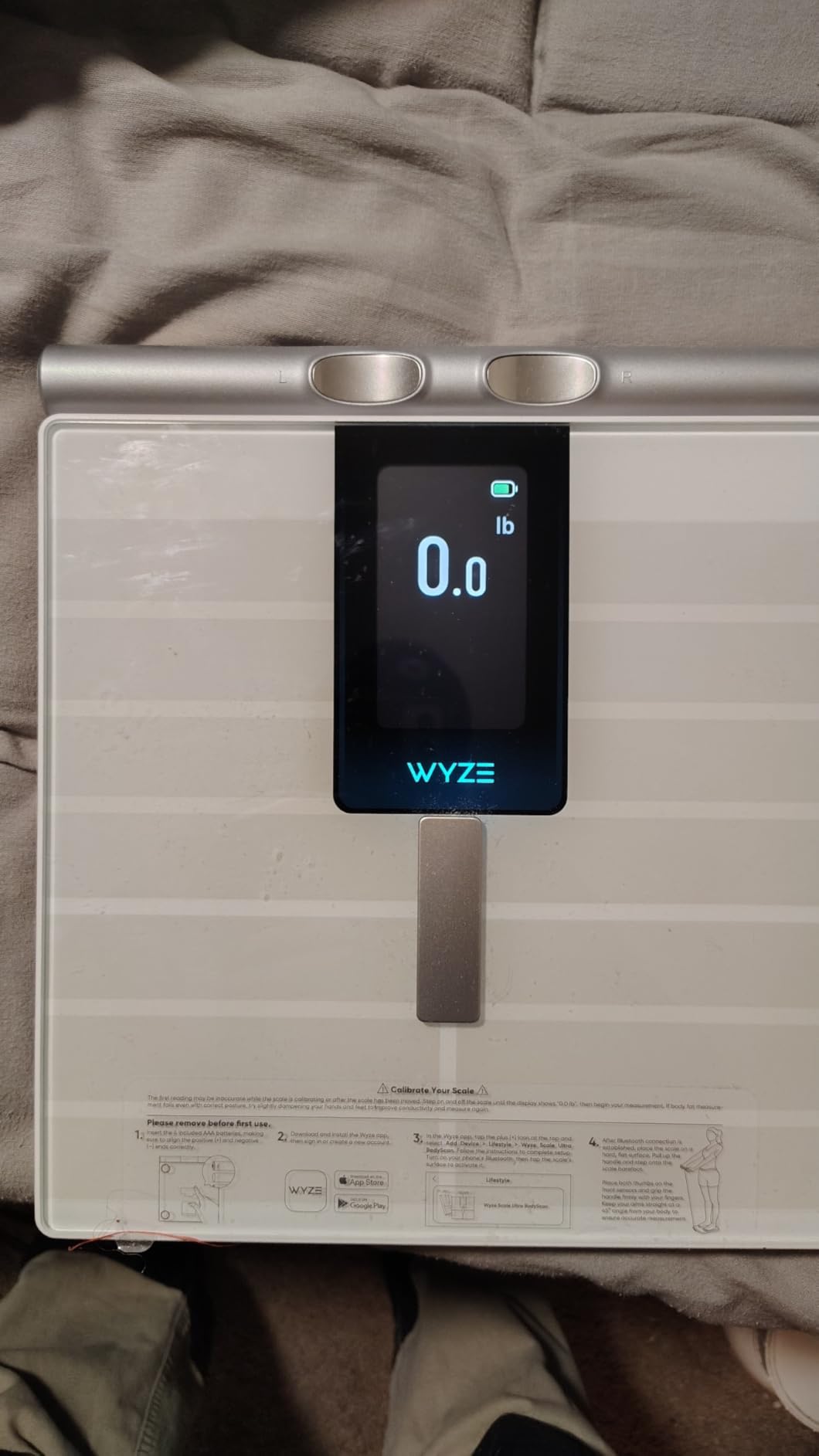 Wyze Smart Scale Ultra BodyScan with Handle - Wi-Fi & Bluetooth Body Composition Scale for Weight, BMI, Body Fat, Muscle Mass, and Segmental Measurement, 400 lbs, Black customer photo 1