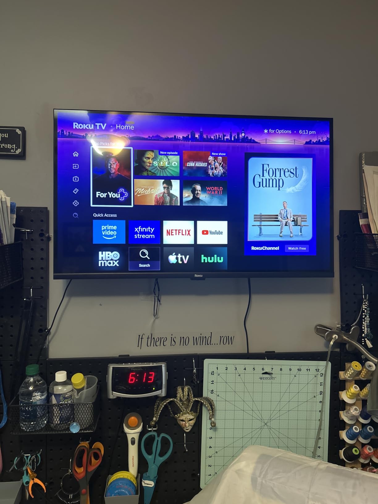 Roku 40-Inch Select Series Smart TV 2026-1080p Full HD TV - RokuTV customer photo 1