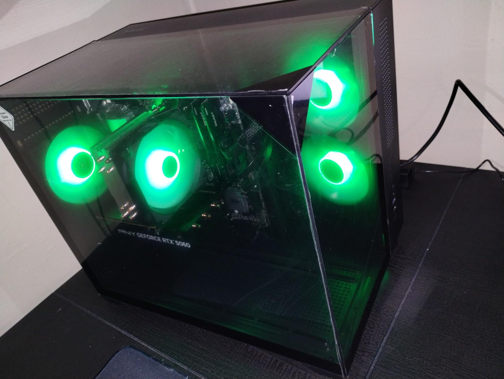 Skytech Gaming PC Desktop, Ryzen 7 5700, RTX 5060, 32GB RAM, 1TB SSD customer photo 1