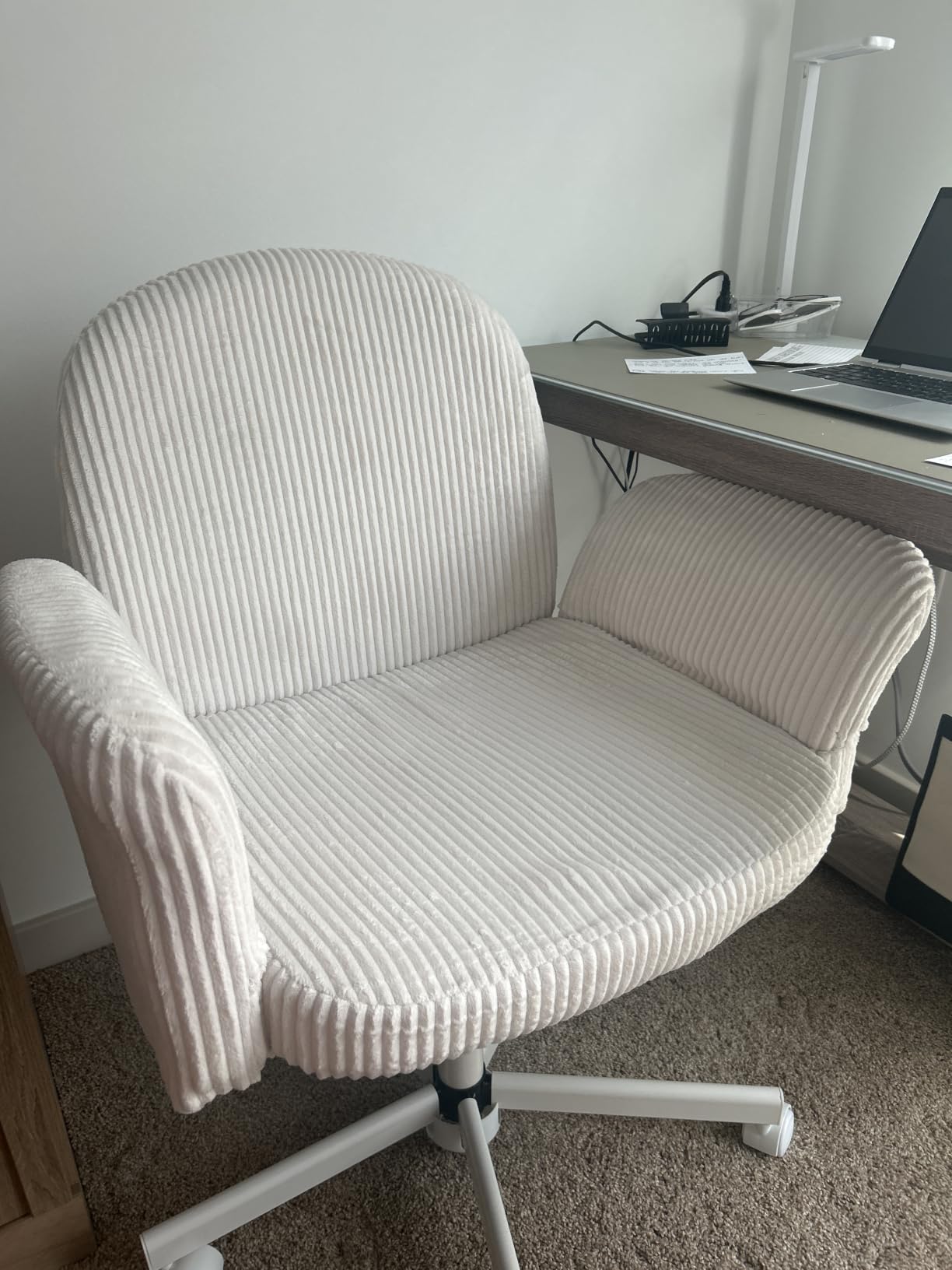 HUANUO Criss Cross Office Chair for Girls with Adjustable Armrests, White customer photo 1