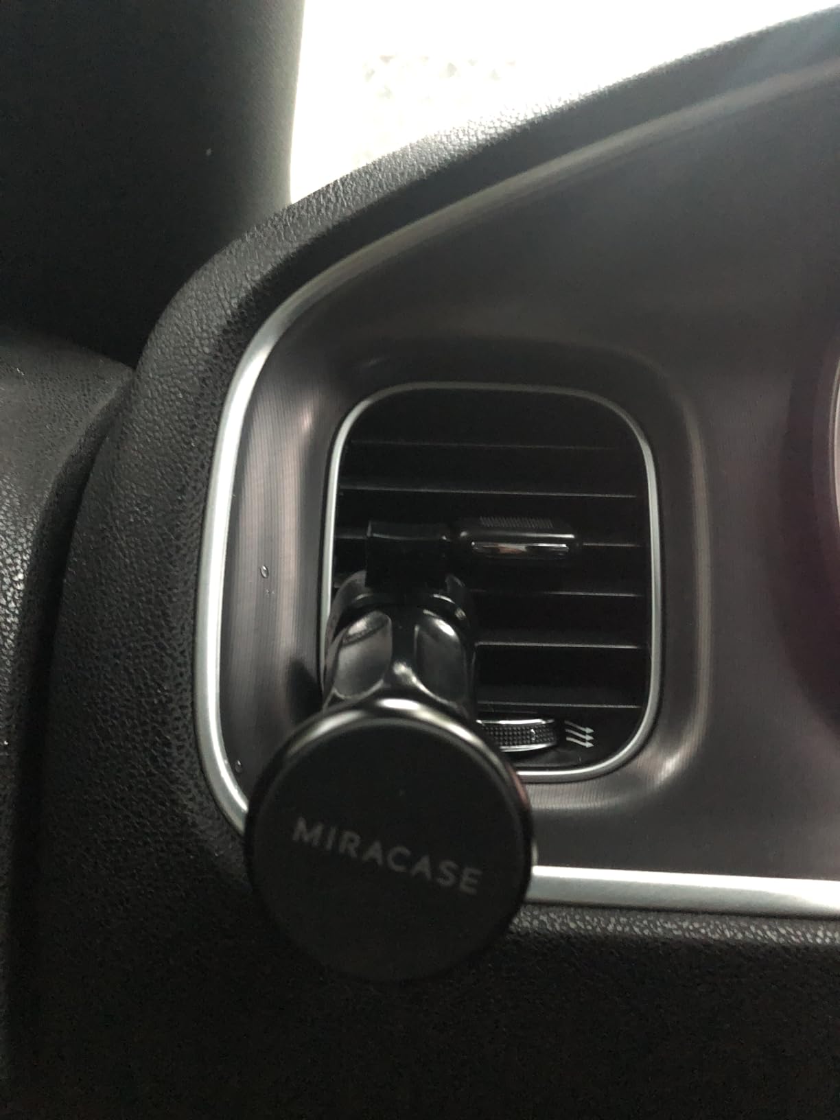 Miracase Car Phone Holder for Magsafe [Strong Magnets] Magnetic Phone Holders for Your Car, 360°Adjustable Air Vent Hands Free GPS Navigation Mount Cradle Fit iPhone 17-12 & All Smartphones, Black customer photo 1
