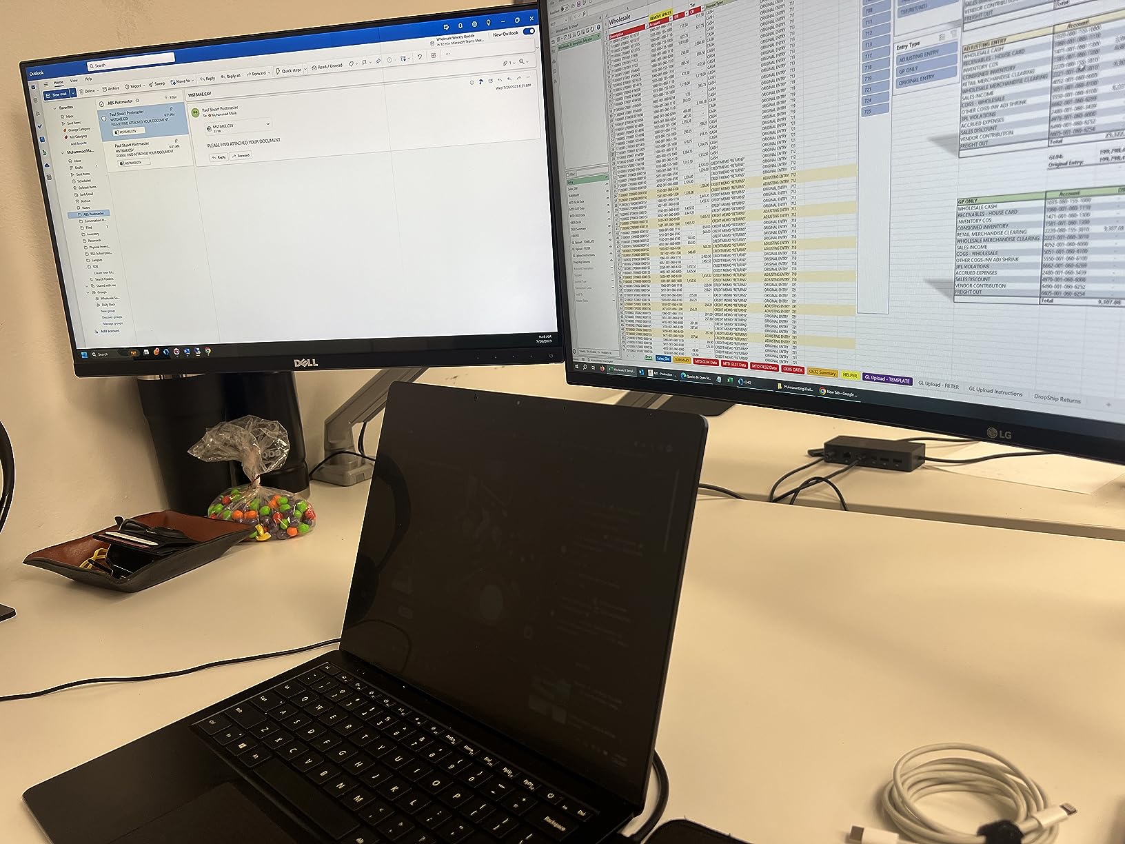 FILMEXT 14 Inch Laptop Privacy Screen, 16:10 Aspect Ratio customer photo 1