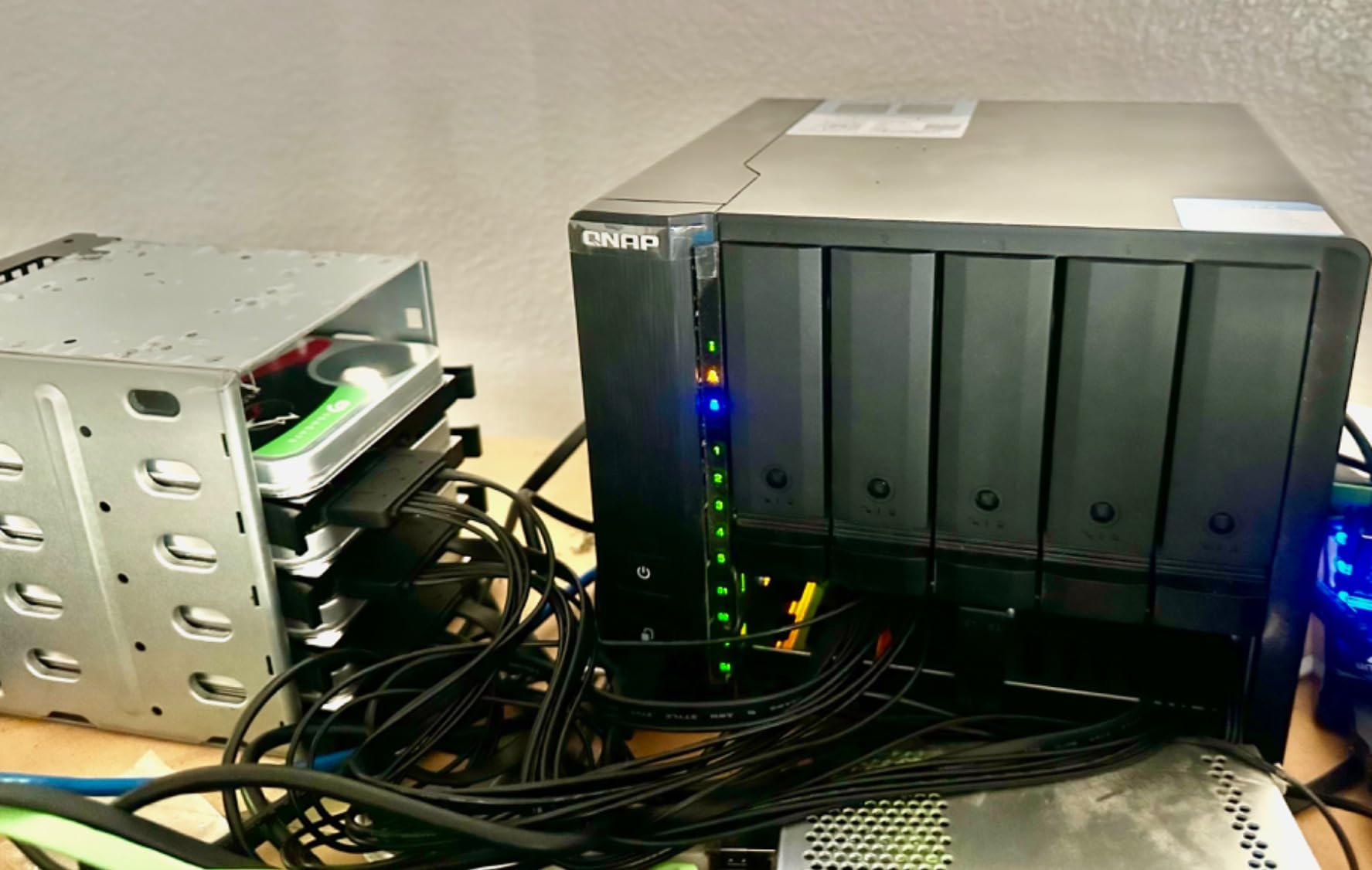 QNAP TS-832PX-4G 8 Bay NAS customer photo 2
