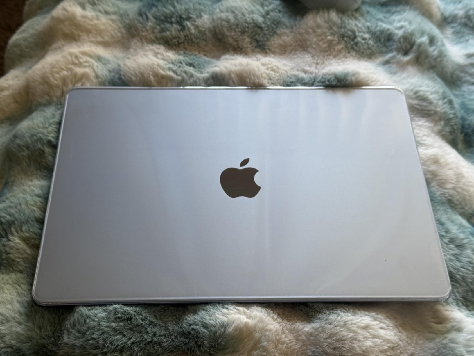 Apple 2026 MacBook Air 15-inch Laptop with M5 chip: Built for AI, 15.3-inch Liquid Retina Display, 16GB Unified Memory, 1TB SSD, 12MP Center Stage Camera, Touch ID, Wi-Fi 7; Midnight customer photo 1