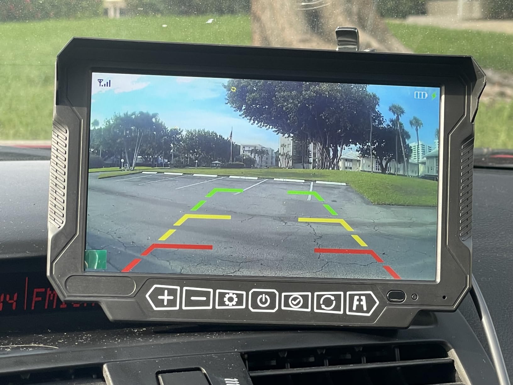 1080P Strong Magnetic Wireless Backup Camera for RV Trailer 1-Min Install customer photo 2