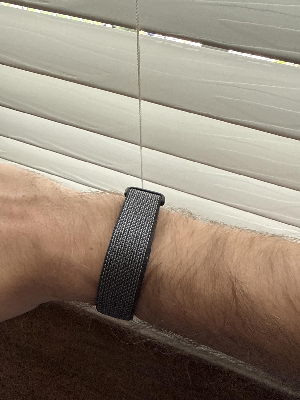 Fitbit Google Air - Screenless Activity Tracker - Obsidian | Fitness, heart rate, & sleep tracking, personalized AI-powered coaching, up to 7 days battery life, works with iOS & Android customer photo 1