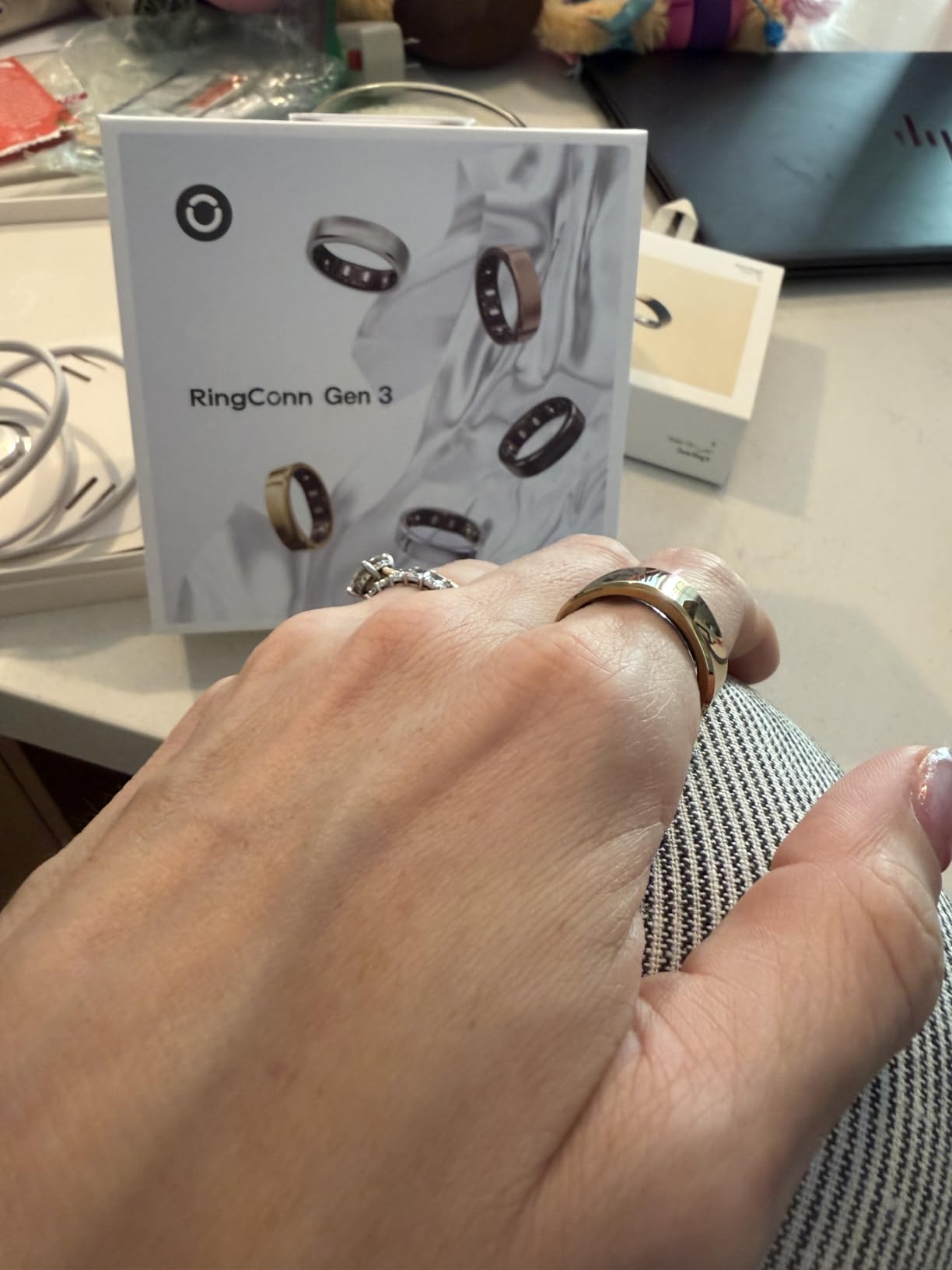RingConn Gen 3 Smart Ring - Vascular Trends (Size 10, Matte Black) - No App Subscription, Vibration Alerts, Sleep, Fitness & Heart Rate, 14-Day Battery Life, Size Before You Buy customer photo 1