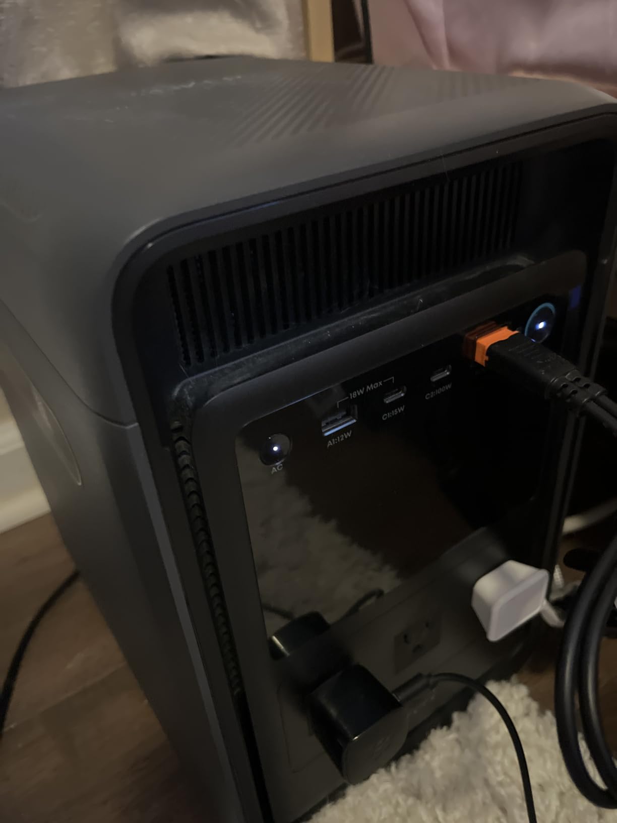 Anker SOLIX S2000 Portable Power Station, 2,010Wh, 3,000W Peak, Home Backup | LiFePO4 Battery, Up to 35-Hour Fridge Backup, 1,500W Solar Generator for Home, UPS, Outdoor, and Emergency Use (3000W Peak) customer photo 1