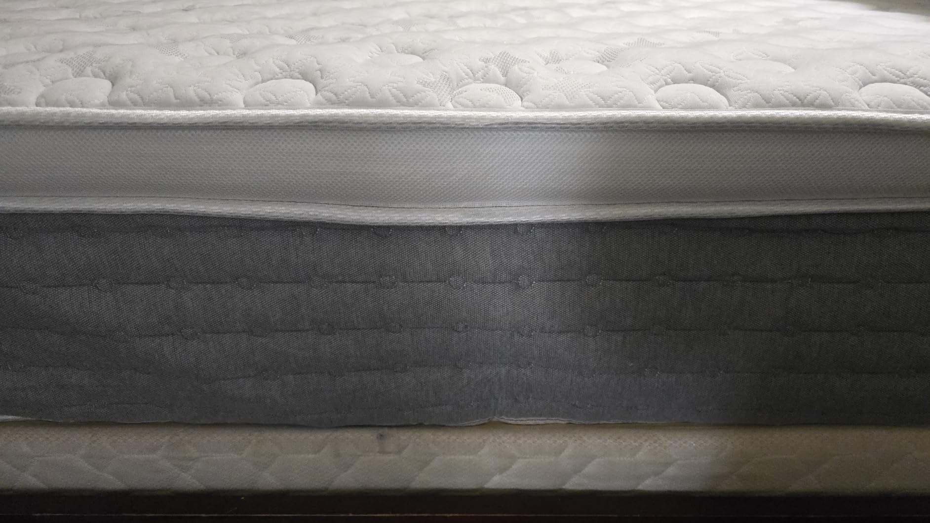 Sleepmax Extra Firm Queen Mattress 14 Inch, Hybrid Mattress Pain Relieving customer photo 1