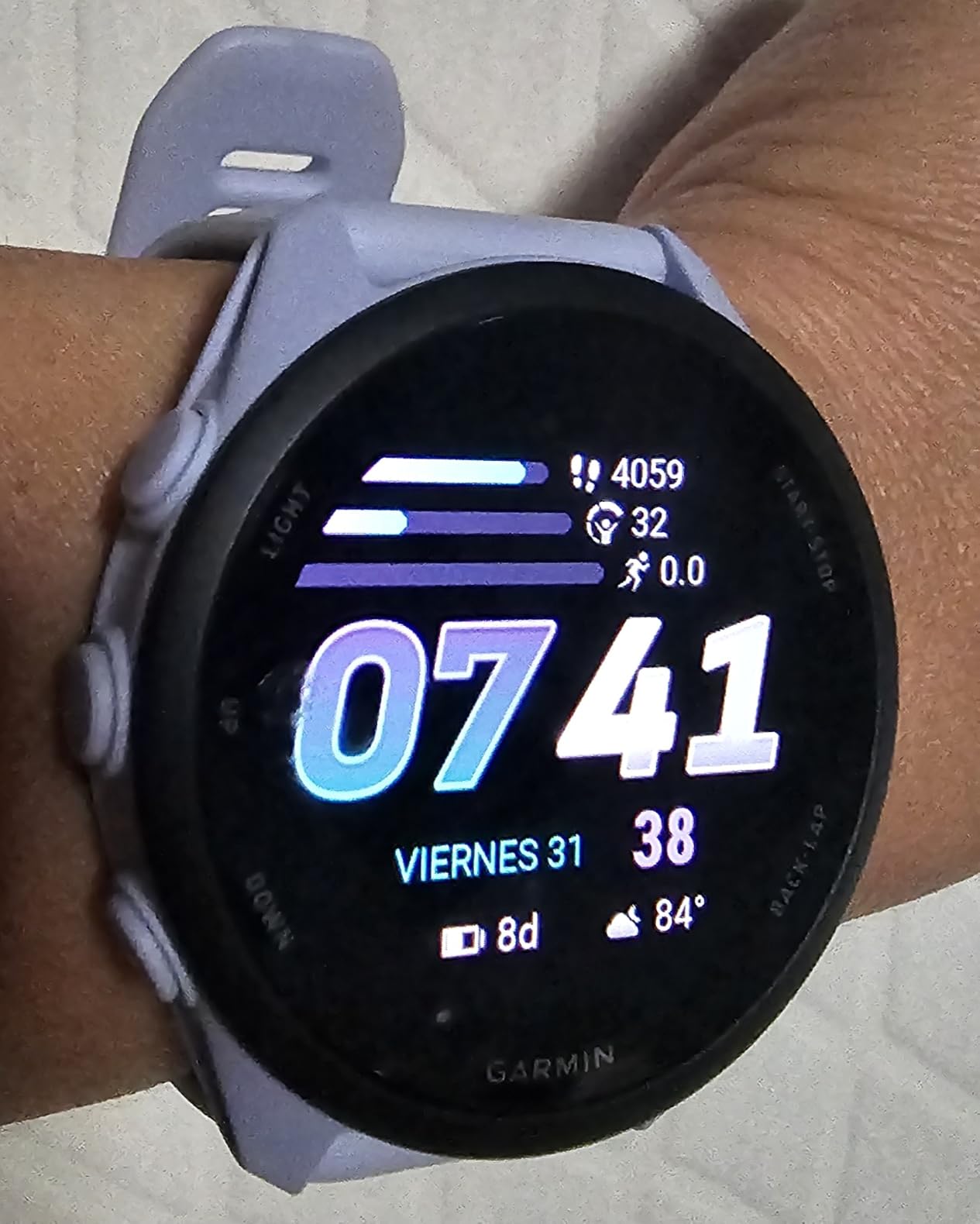 Garmin Forerunner 70, 43mm, Whitestone | Beginner-Level Running Smartwatch, Pace, Distance and Heart Rate, Daily Suggested Workouts, Adaptive Training Plans customer photo 1
