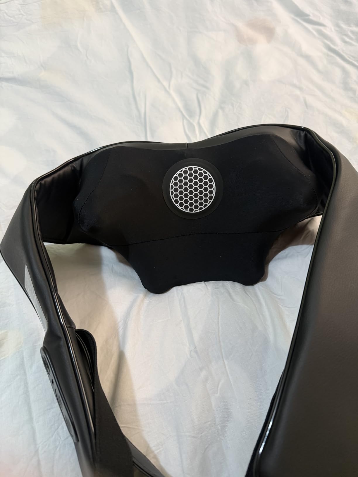 EaseZen Cordless Neck Massager with Heat for Pain Relief Deep Tissue customer photo 2