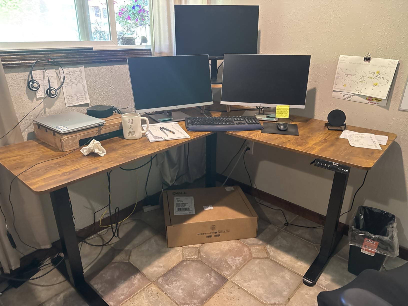 ErGear 63″ L Shaped Standing Desk Electric Adjustable Height, Light Vintage customer photo 1