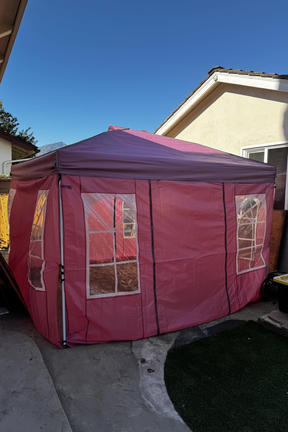 Tangkula 10x30 FT Pop Up Canopy with Center Lock customer photo 2