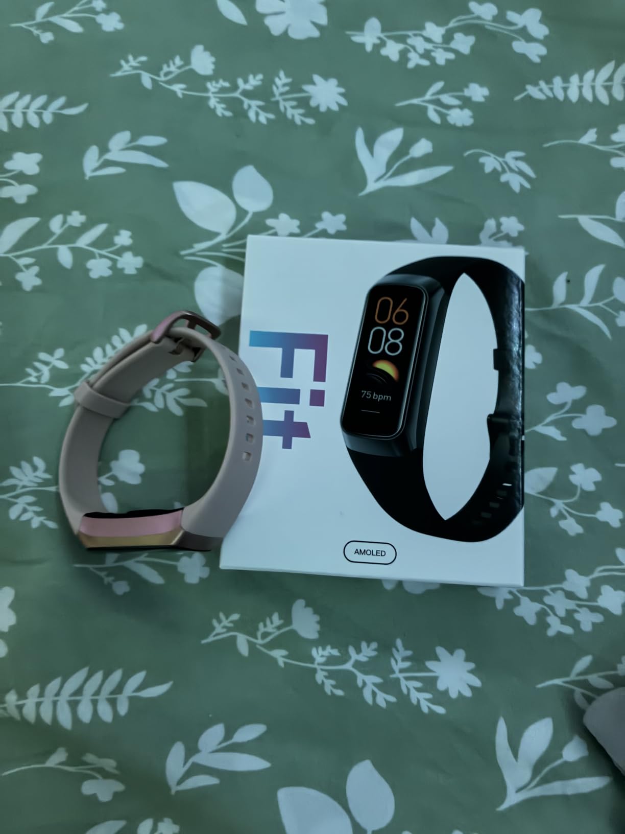 Fitness Tracker with 24/7 Heart Rate, Activity Trackers with Blood Pressure Sleep Monitor, 1.10