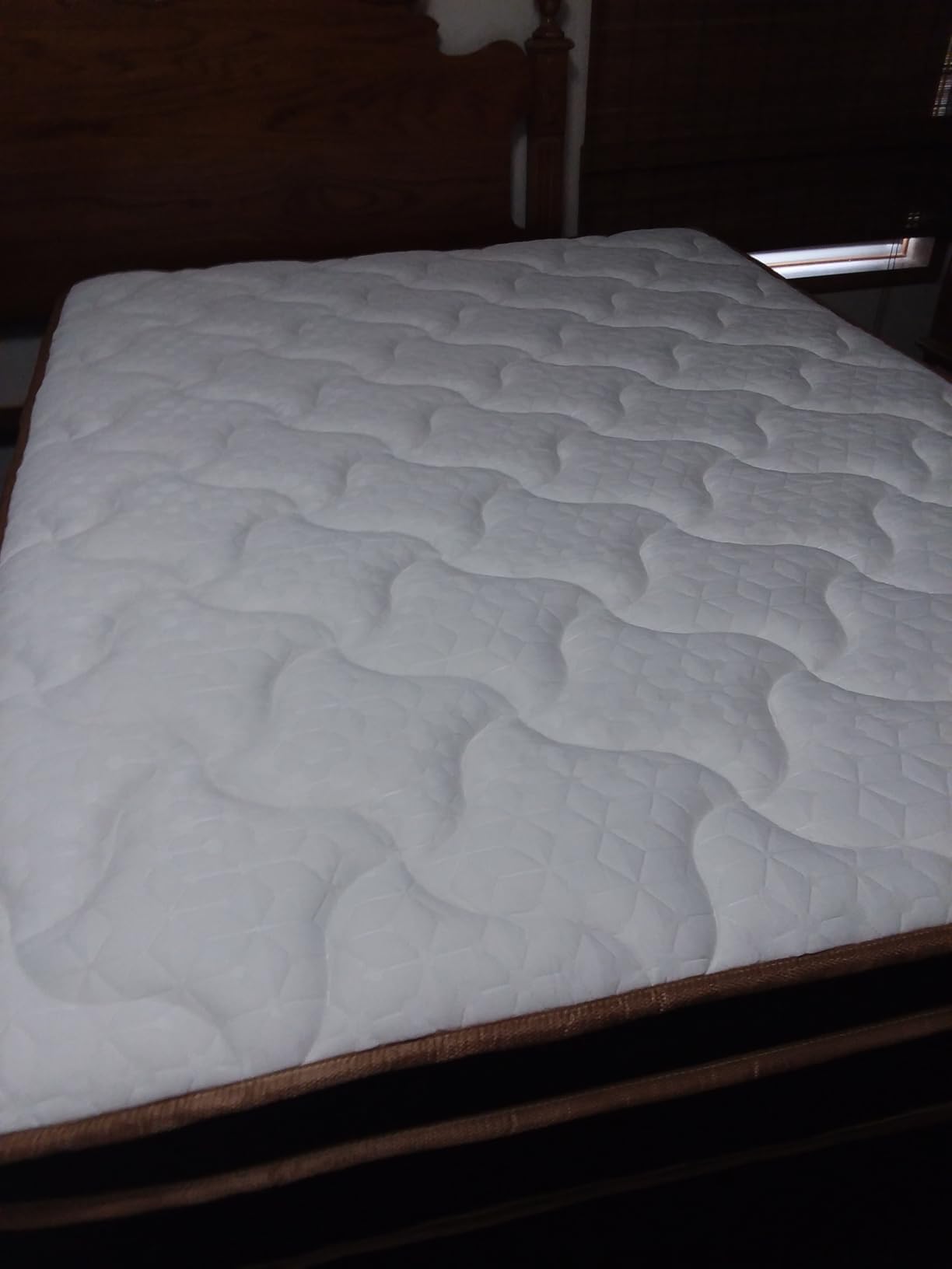Queen Mattress 14 Inch, Luxury Hotel Cooling Hybrid Bed Mattress in a Box customer photo 1