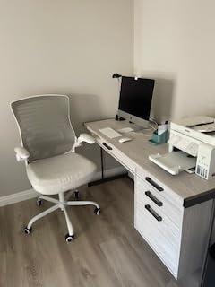 Office Desk Chair for Long Hours & Lower Back Pain Relief – 4“ Thick Molded Foam Cushion, Enhanced Lumbar Support, Padded Flip-up Armrests, Ideal for Office or Study, Black customer photo 2