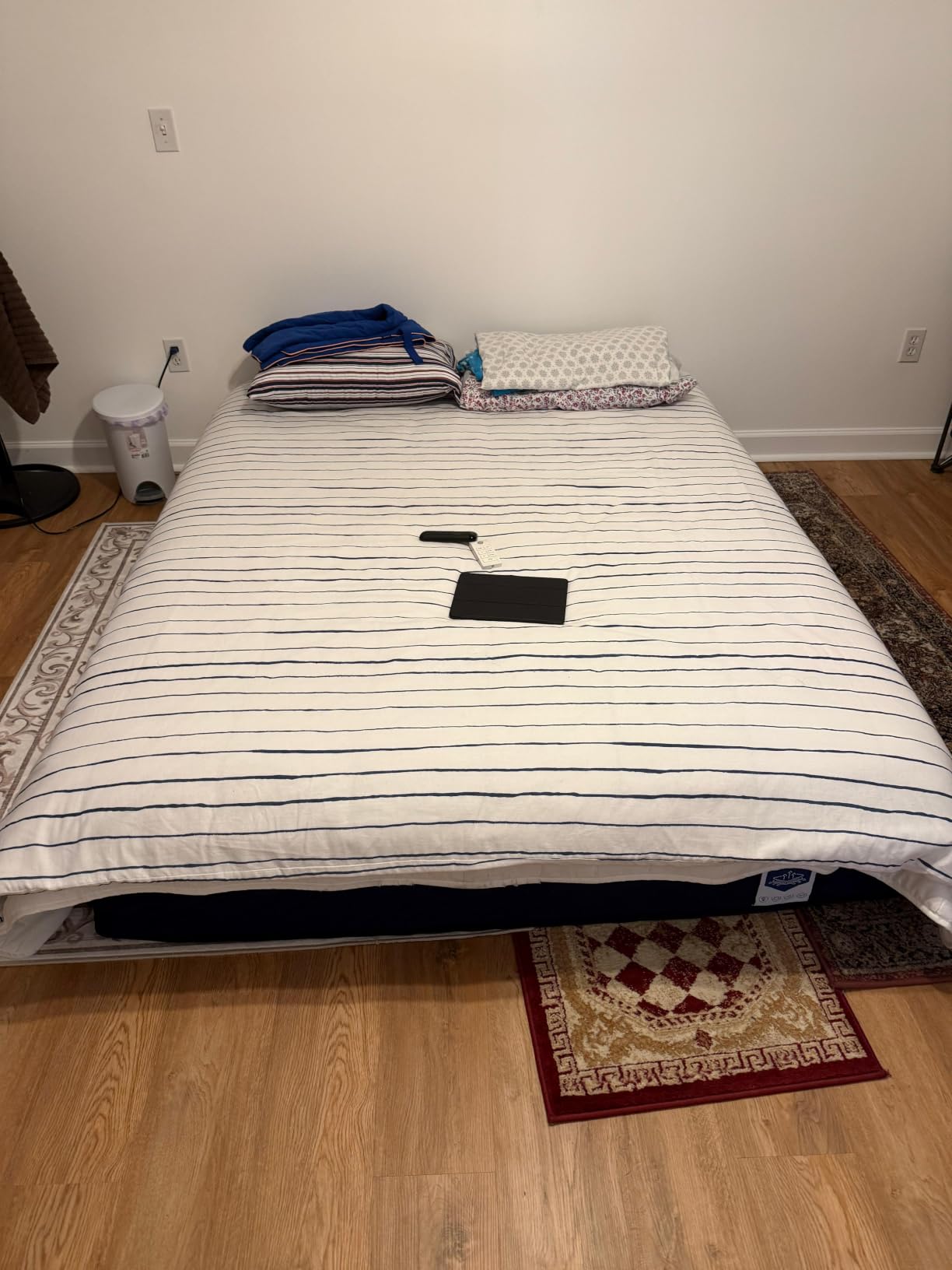 Extra Firm King Mattress 14 Inch, Luxury Hybrid Mattress in a Box for Deep Sleep & Lumbar Support, CertiPUR-US & Zero Fiberglass, 365-Night Trial customer photo 1