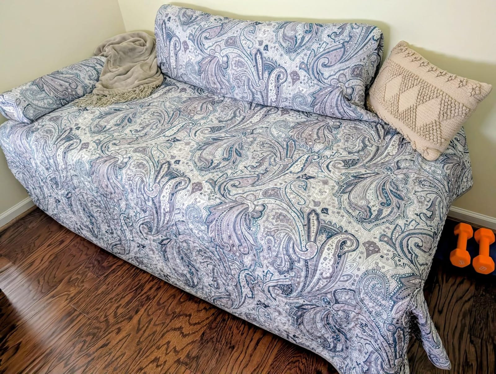 GAESTE Queen 10 Inch Cooling Gel Memory Foam Mattress, Medium Feel customer photo 1