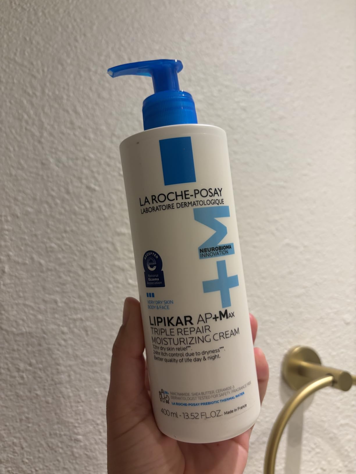 La Roche-Posay Lipikar AP+MAX Triple Repair Moisturizing Body Cream customer photo 2