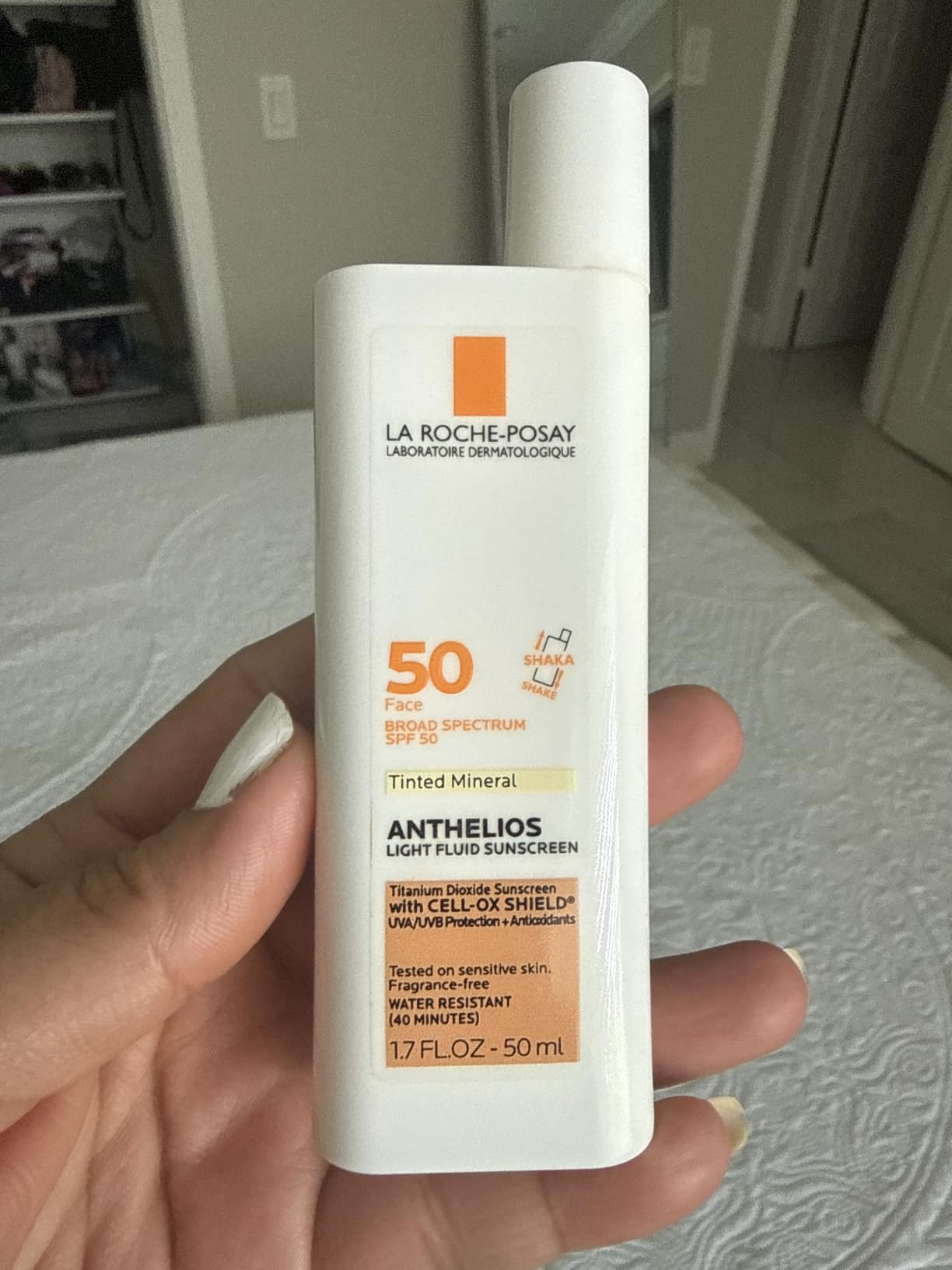 La Roche-Posay Anthelios Mineral Light Fluid Sunscreen for Face in 5 shades customer photo 1