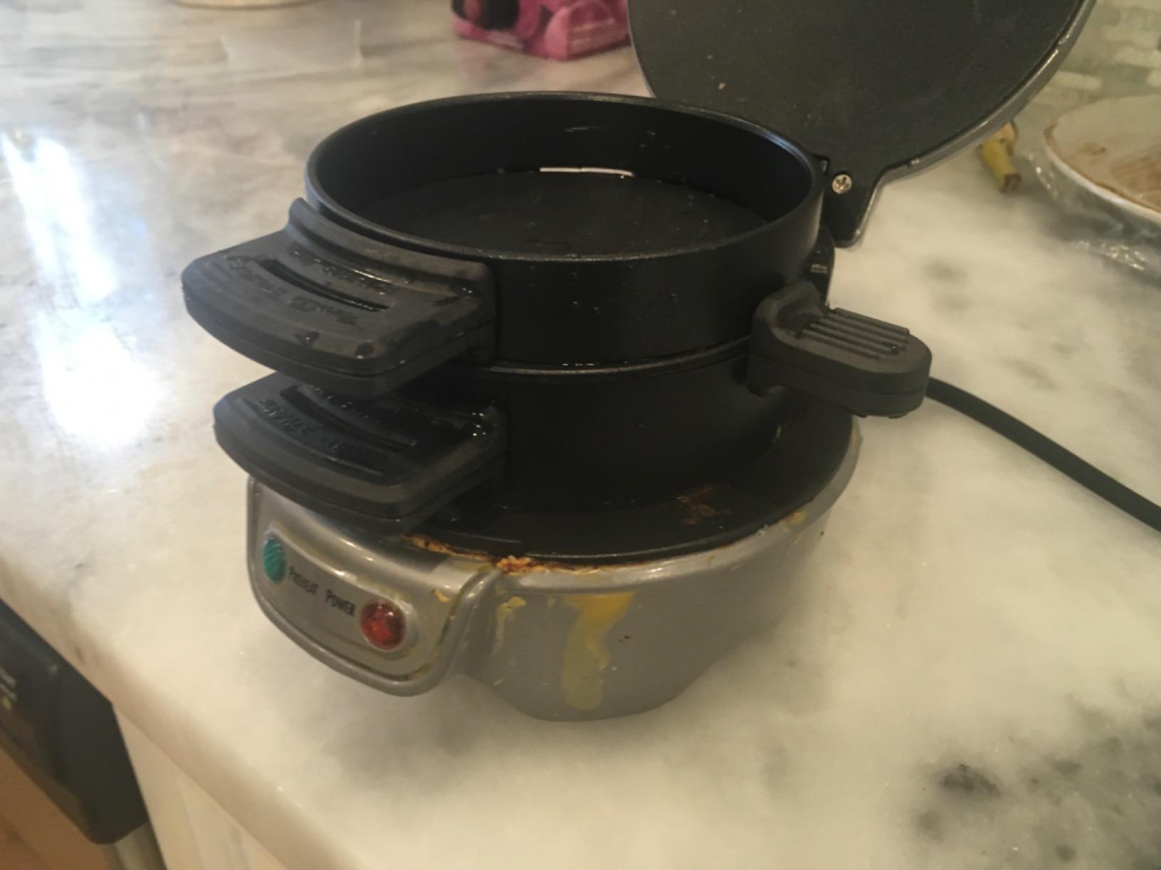 Hamilton Beach Breakfast Sandwich Maker with Egg Cooker Ring customer photo 1