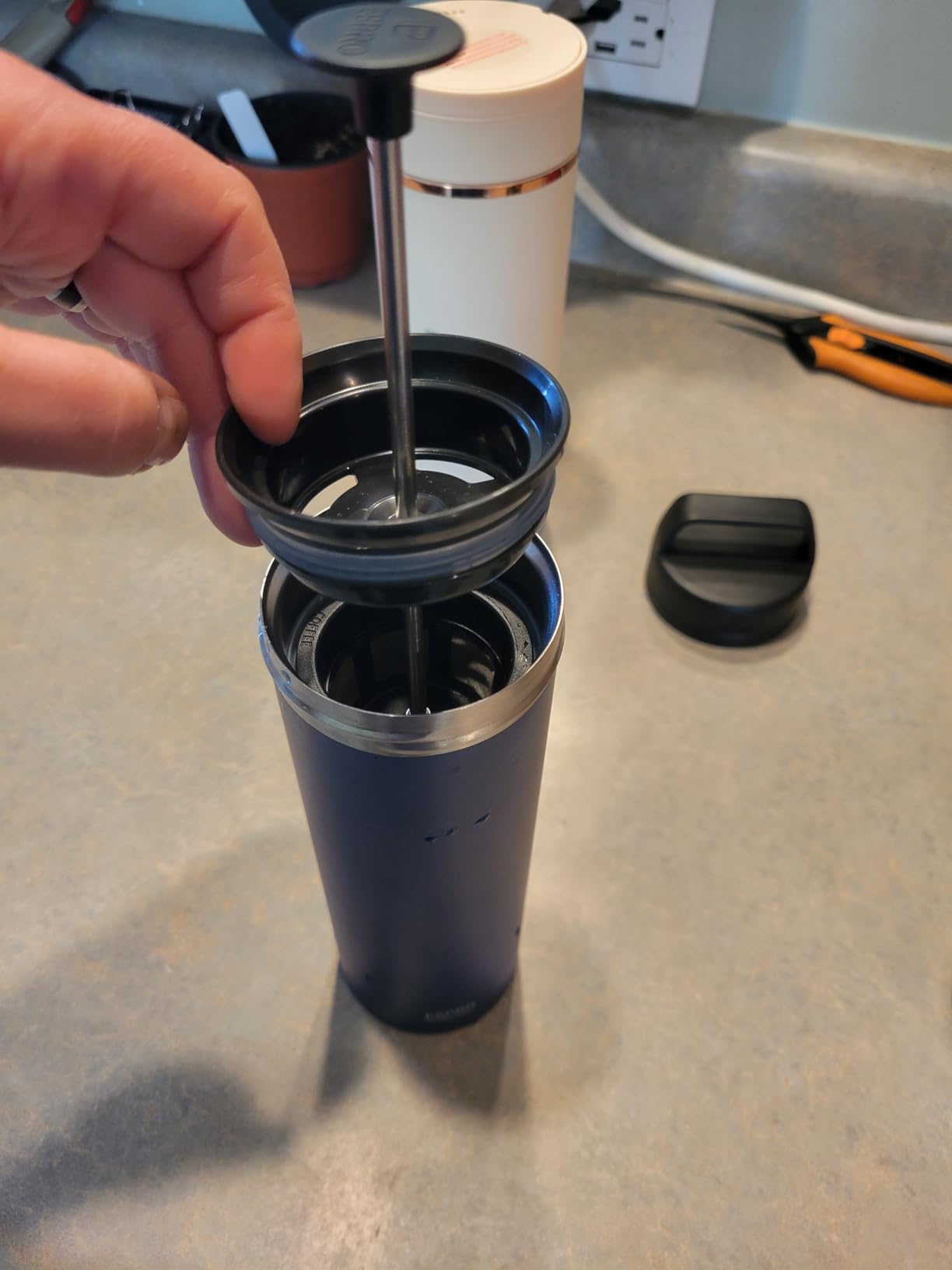 ESPRO Go P0 Insulated French Press Coffee Maker for Travel, 16oz, Black customer photo 1