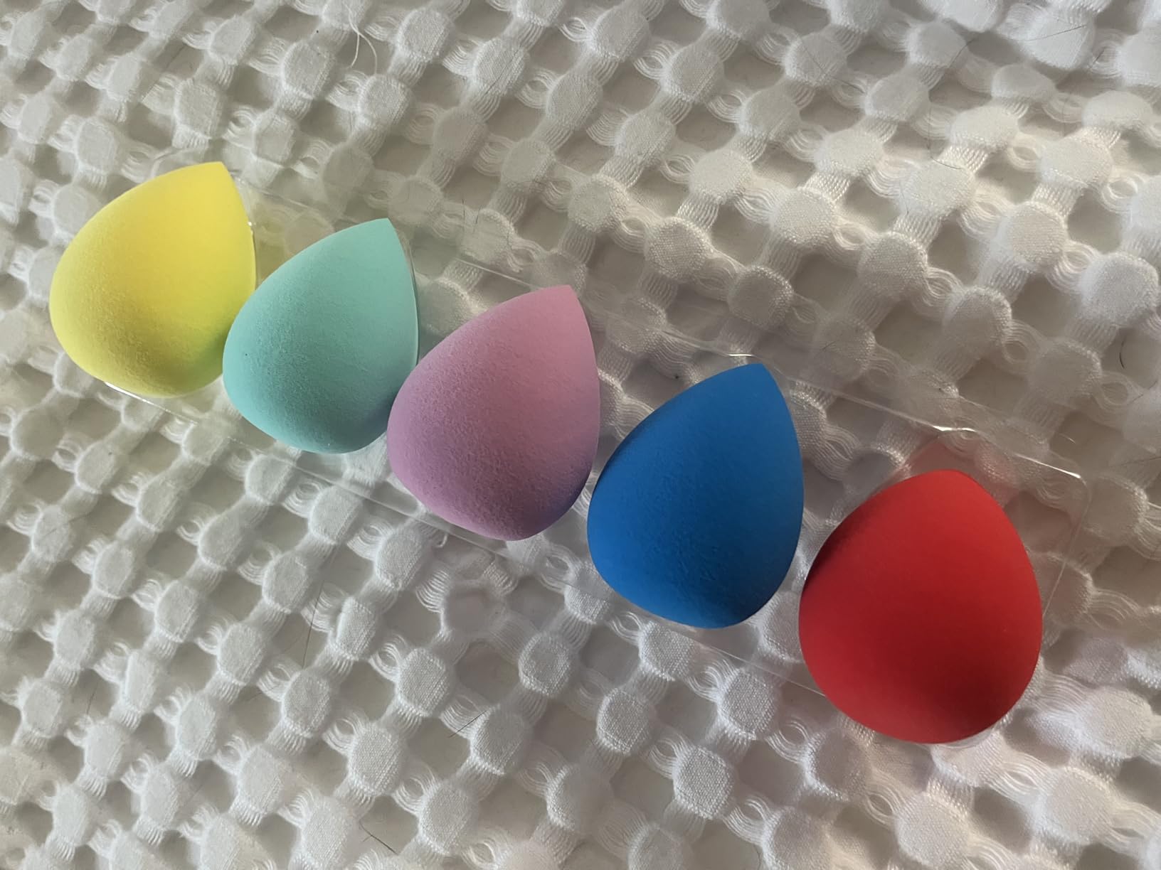 BEAKEY Makeup Sponge Set, 5 Pack Foundation Beauty Sponges & Soft Blenders customer photo 2