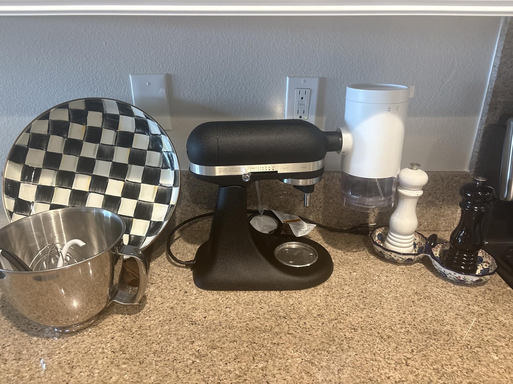 KitchenAid Artisan Mini, 3.5-Qt Tilt Head Stand Mixer, Candy Apple Red customer photo 2
