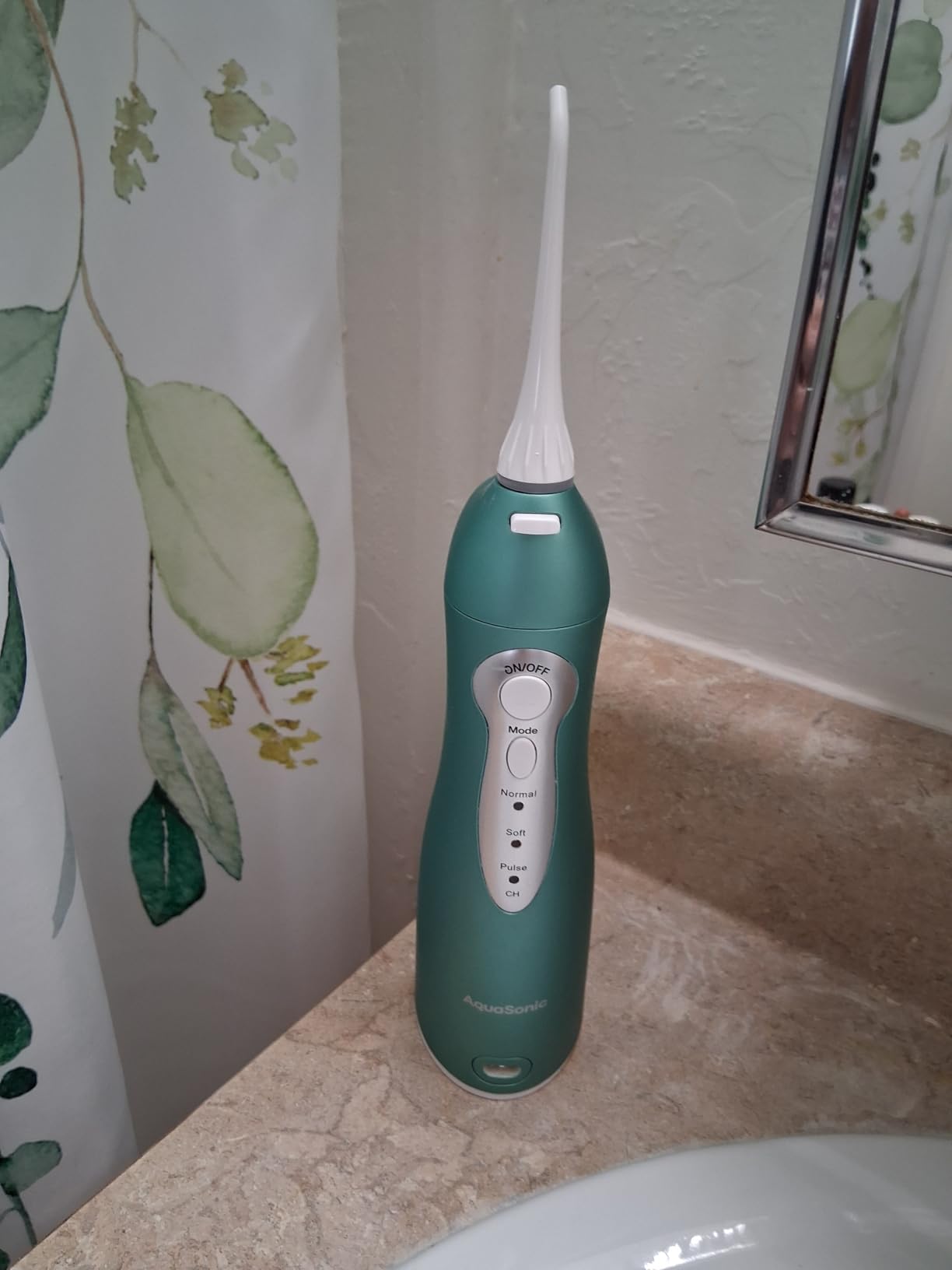 AquaSonic Aqua Flosser Water Flosser, ADA Accepted, White customer photo 1