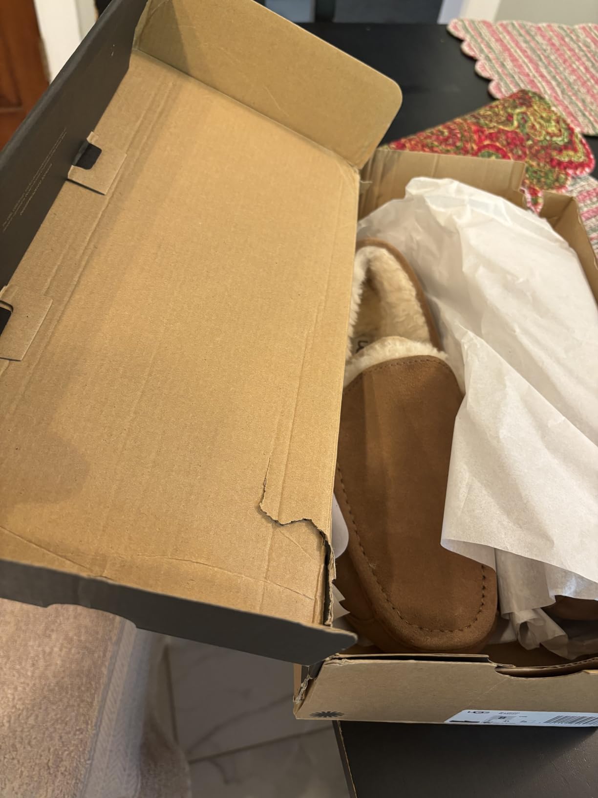 UGG Men's Ascot Slipper customer photo 1