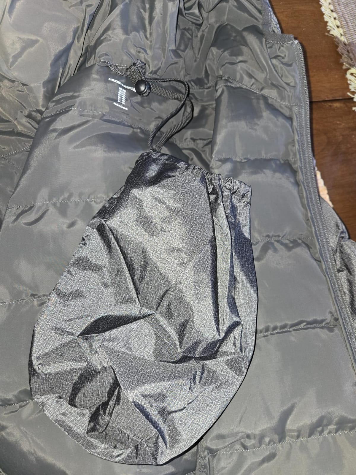 Amazon Essentials womens Lightweight Water-Resistant Packable Hooded Puffer Coat (Available in Plus Size) customer photo 2