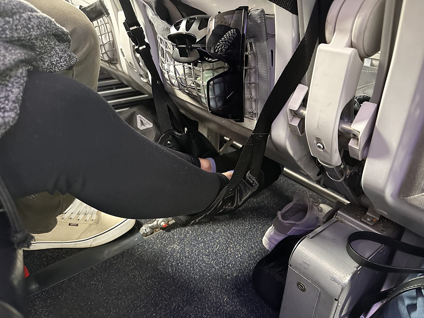 BASIC CONCEPTS Airplane Foot Hammock for Plane Travel Essentials - Airplane Travel Essentials, Long Flight Foot Rest - Plane Gadgets customer photo 2