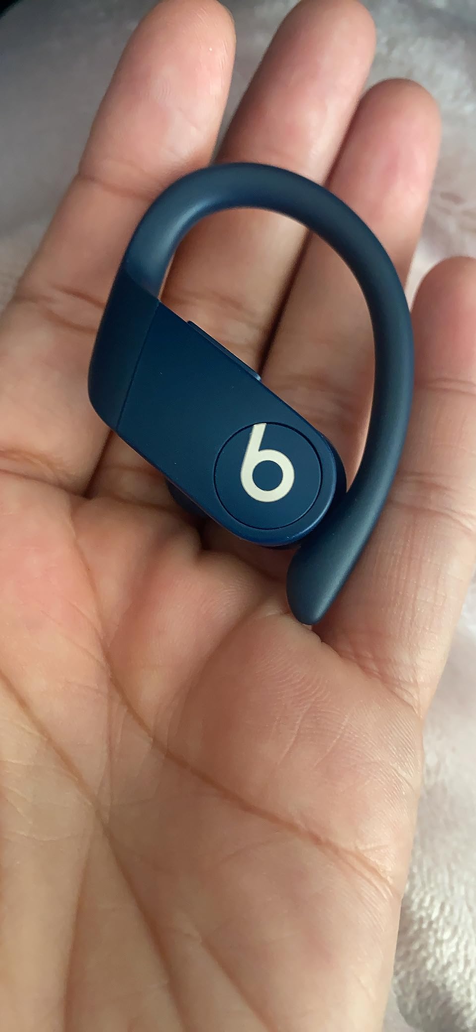 Powerbeats Pro Totally Wireless & High-Performance Bluetooth Earphones Black (Renewed) customer photo 1