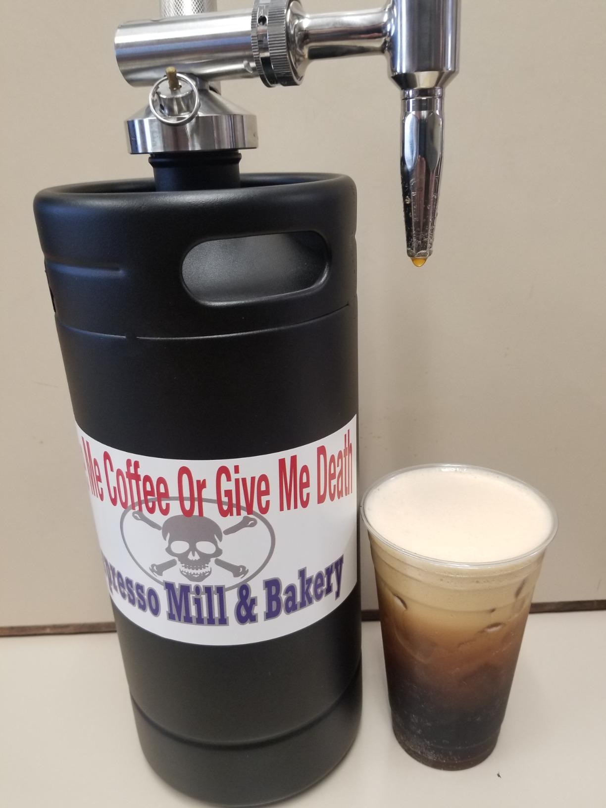 Royal Brew Nitro Cold Brew Coffee Maker, 128 oz Extra Large Home Keg Black customer photo 1