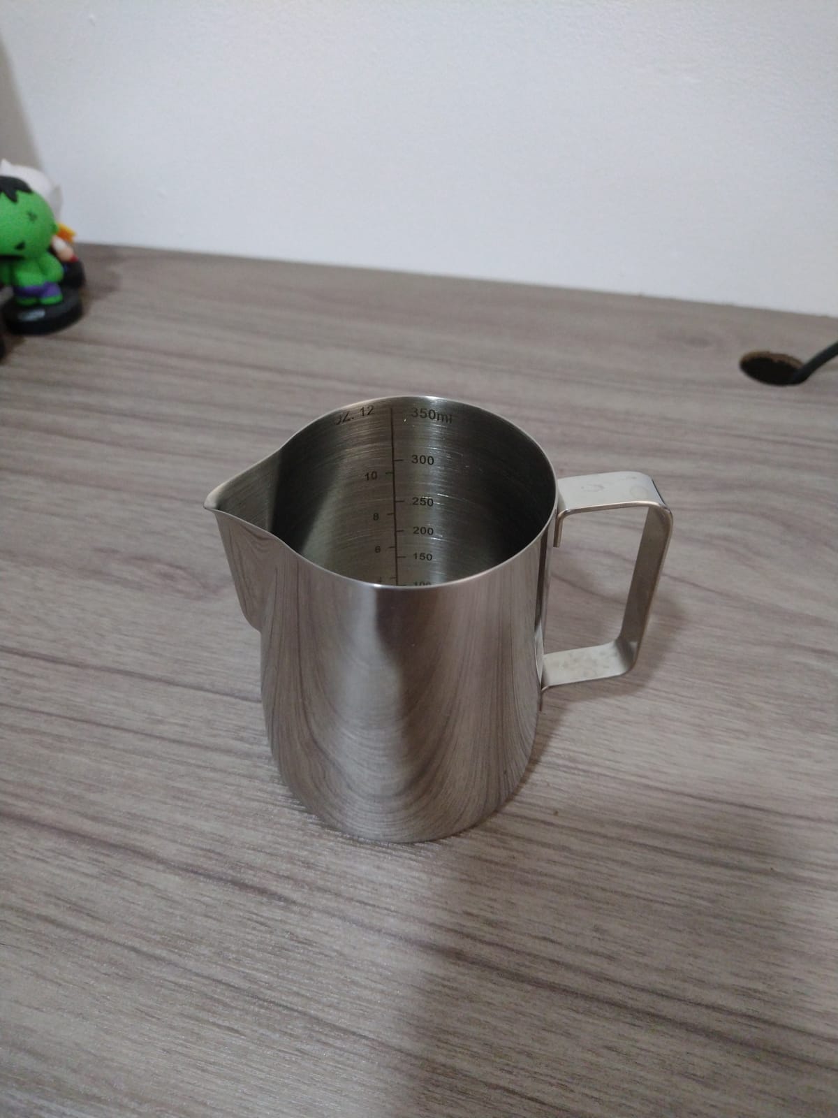 CAMKYDE Stainless Steel Milk Frothing Pitcher 12 oz, Espresso Steaming Pitcher with Decorating Pen for Espresso Machines, Cappuccino, Latte Art (Silver) customer photo 2