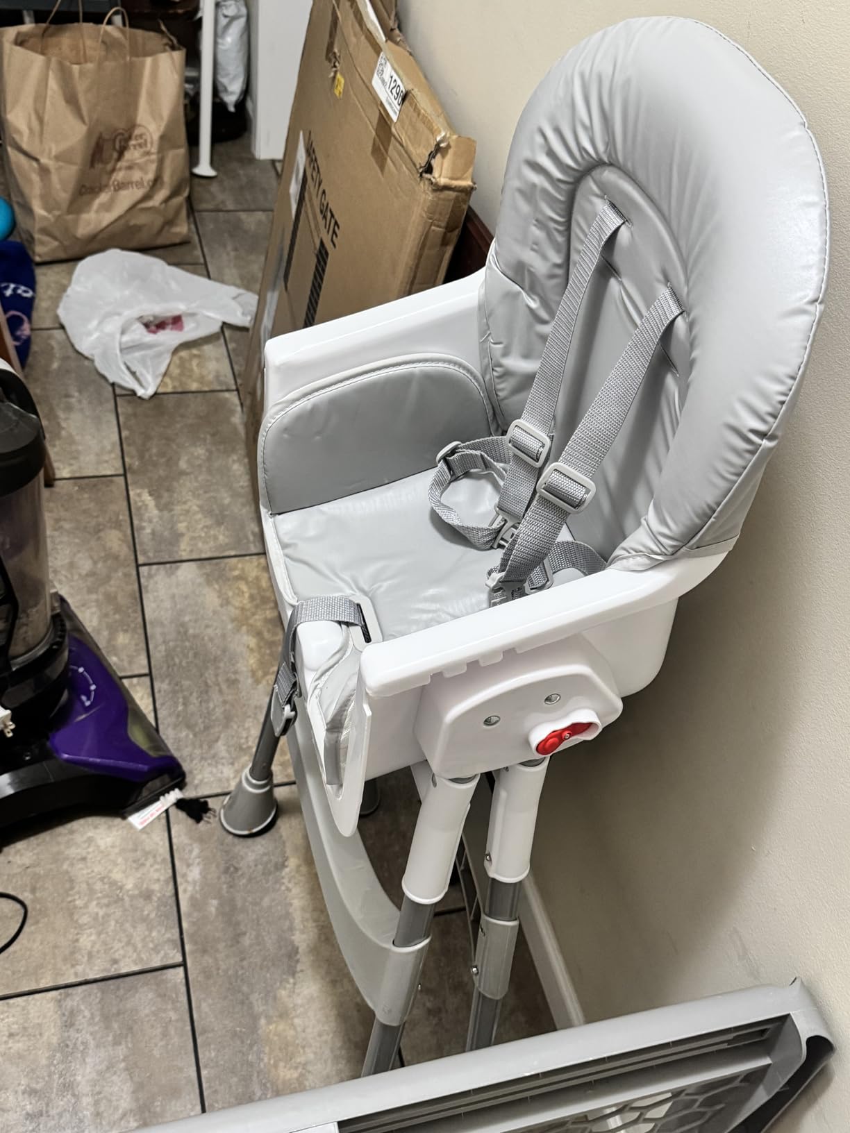 Dream On Me TableTalk 2-in-1 Convertible High Chair, 5-Point Harness, Pink customer photo 2