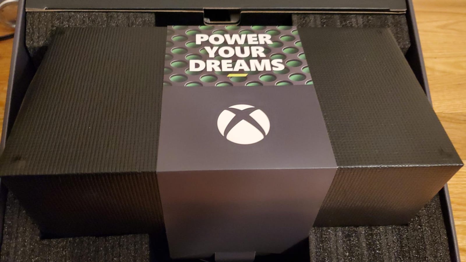Xbox Series X | Disc Gaming Console | 1TB SSD customer photo 2