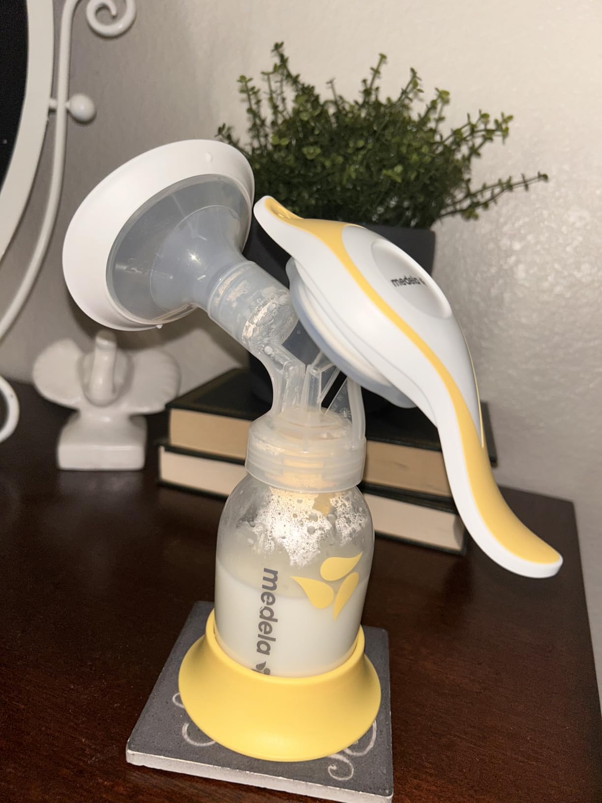 Medela Harmony Manual Breast Pump, On-the-Go, More Milk Output customer photo 2