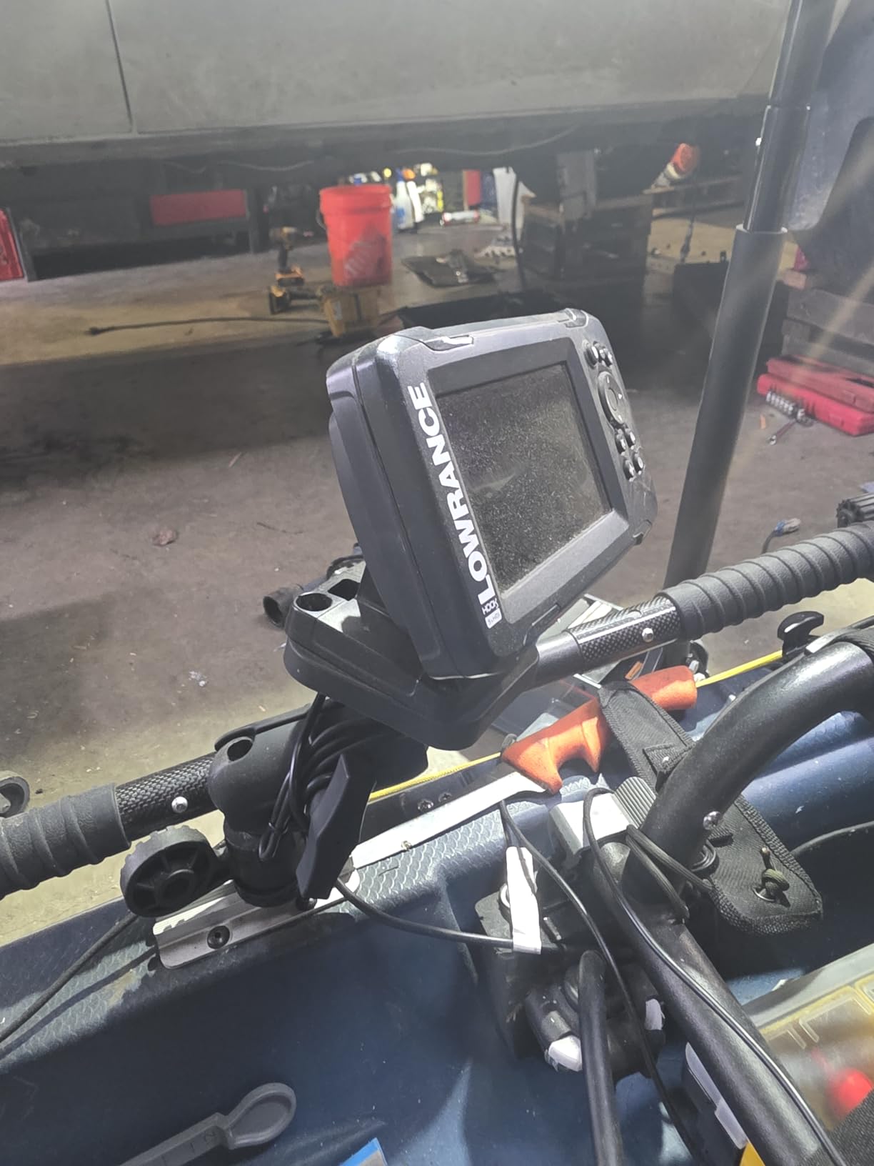 Kayak Fish Finder Mount with Adjustable Transducer Mounting Arm customer photo 1