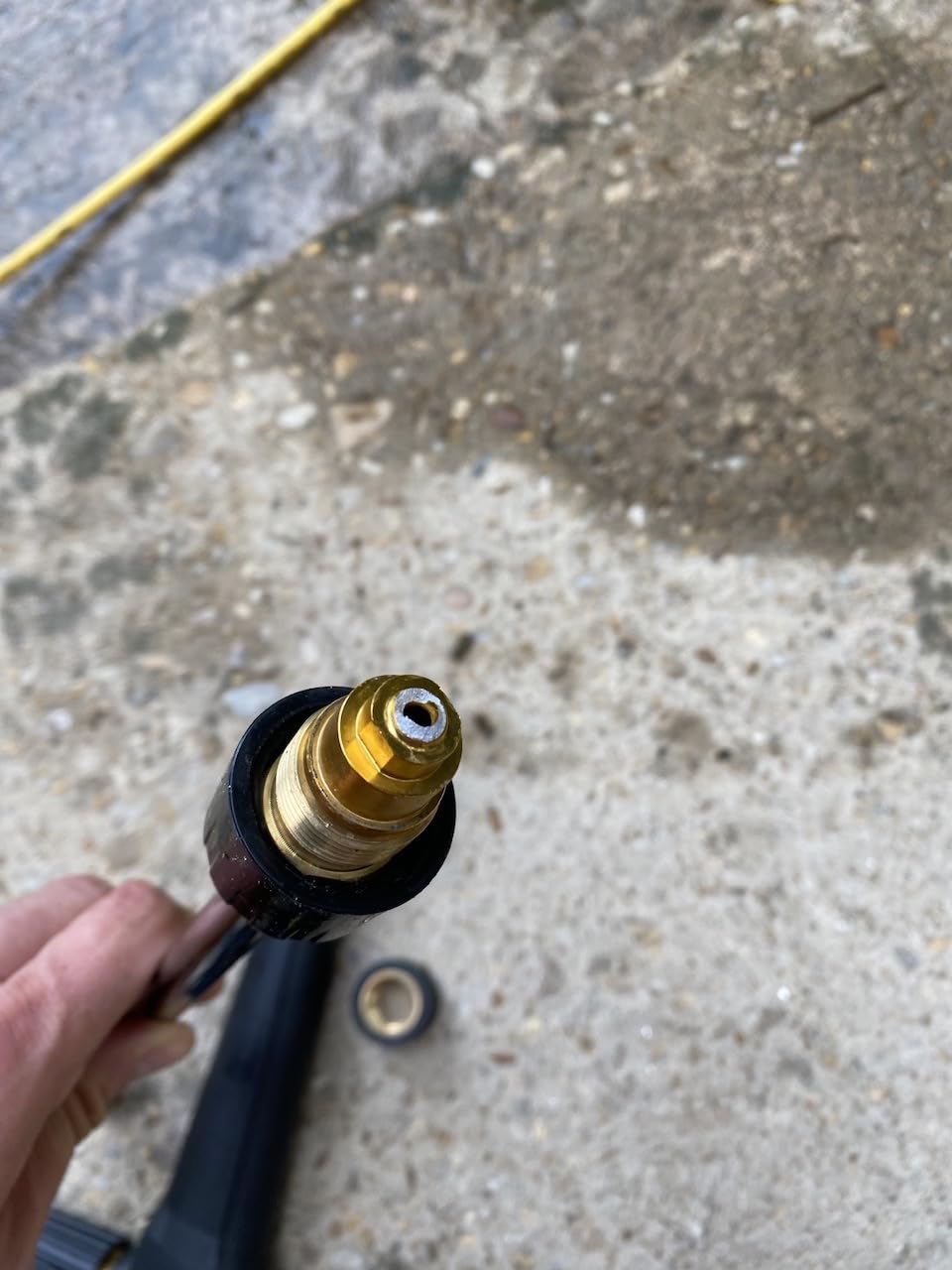 Kärcher Pressure Washer K1900PS, CETA Certified, 3 Spray Nozzles, Detergent Tank, for Cars, Driveways, Siding, Patios, 1.2 GPM customer photo 2